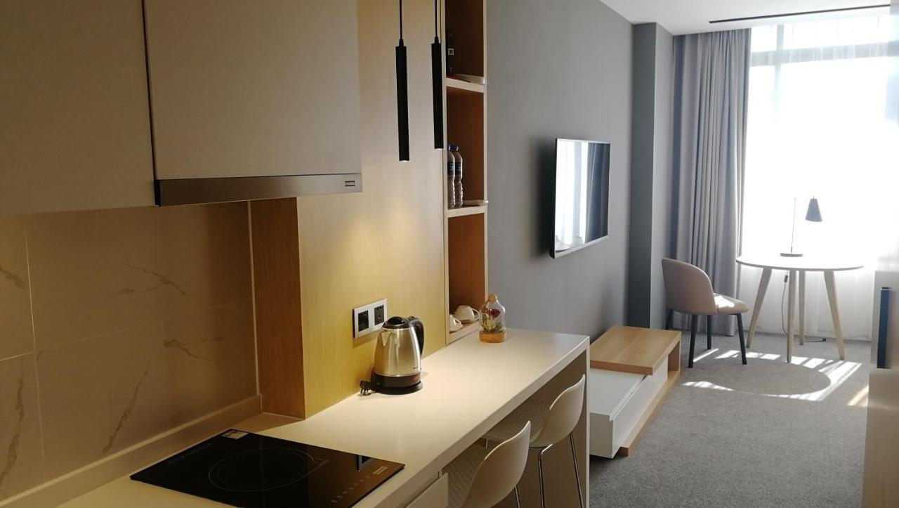 Ln Residence Changdi - New Aiqun Building - Canton Fair Free Shuttle Bus During Canton Fair Period Esterno foto